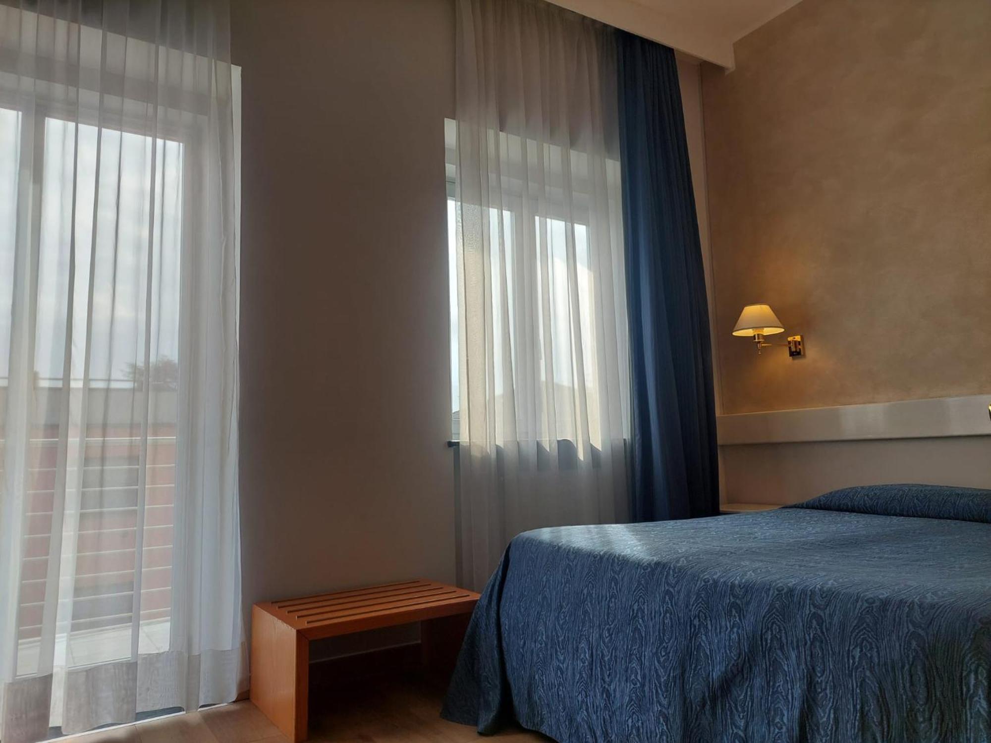 Eurohotel Piacenza Exterior foto